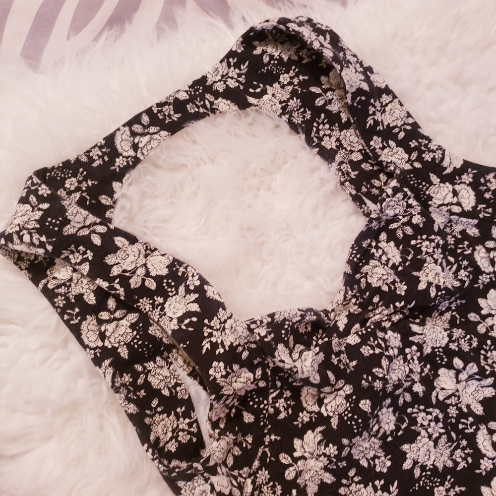Floral crop top